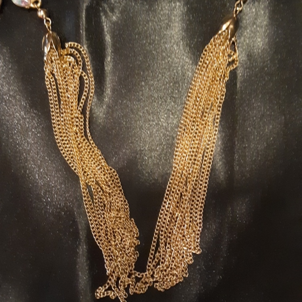 Necklace - Picture 5 of 8